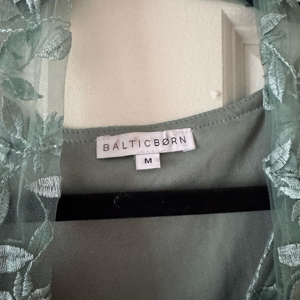 Eucalyptus Baltic Born Floral Lace Dress - Picture 3 of 6